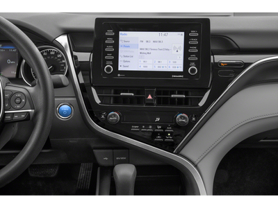 2024 Toyota Camry Hybrid XLE