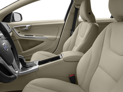 2016 Volvo V60 T5 Drive-E Platinum