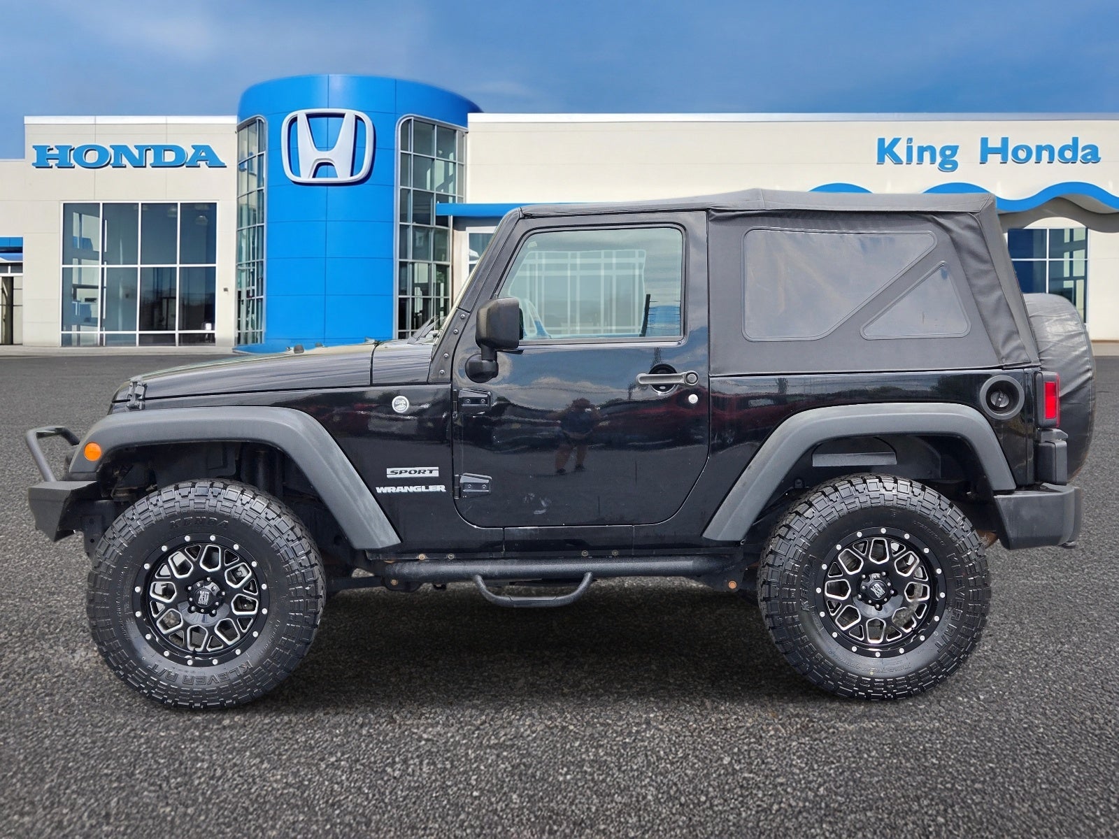 2017 Jeep Wrangler Sport