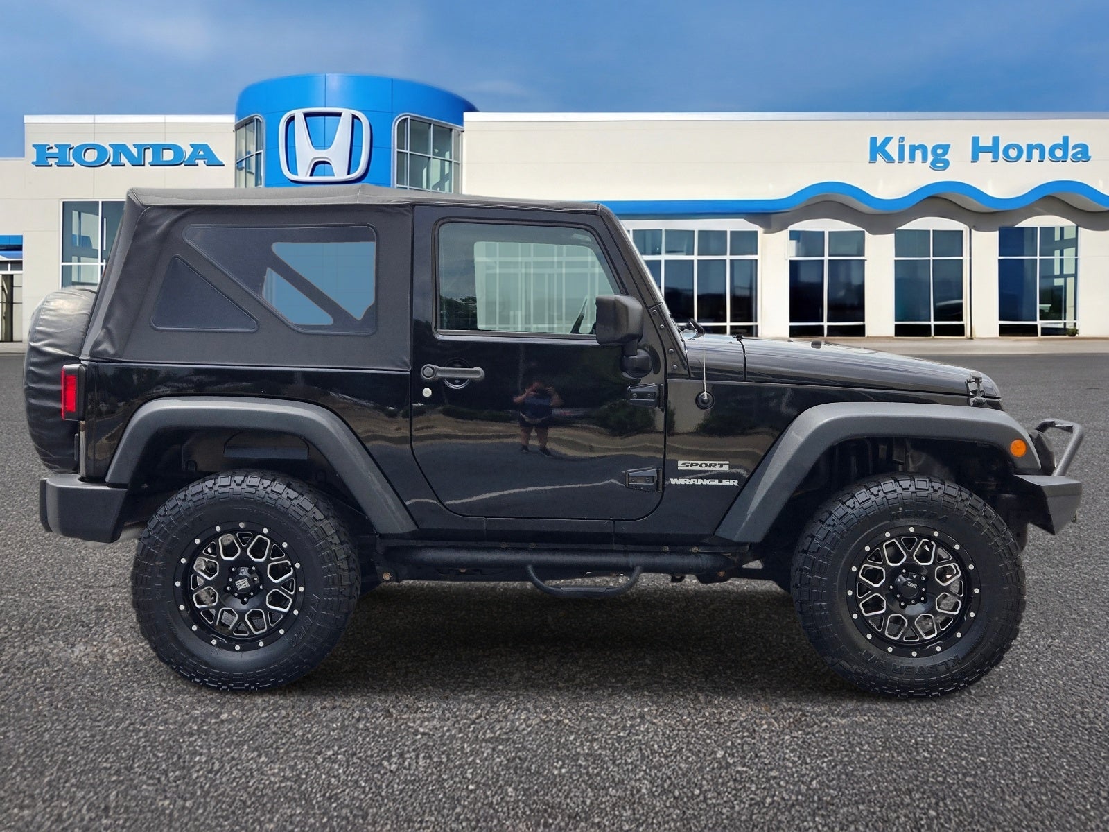 2017 Jeep Wrangler Sport