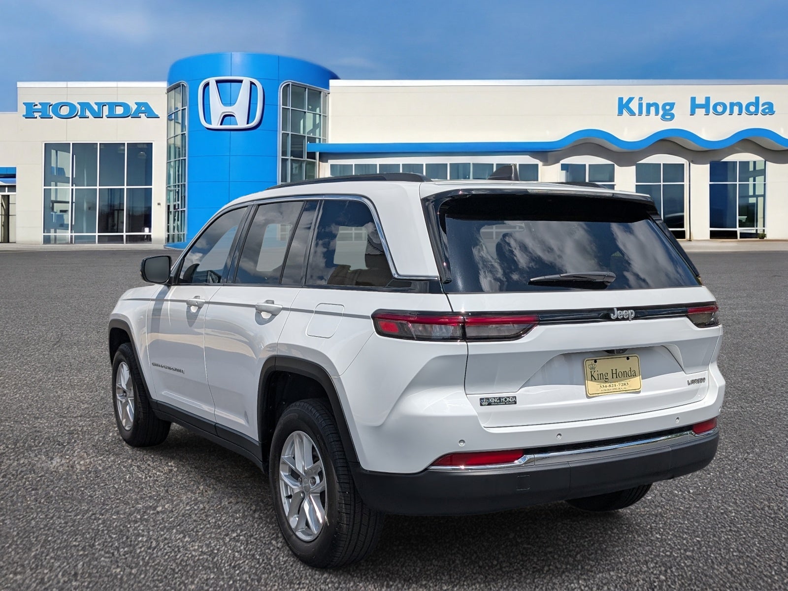 2025 Jeep Grand Cherokee Laredo X