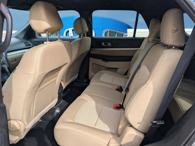 2016 Ford Explorer Base