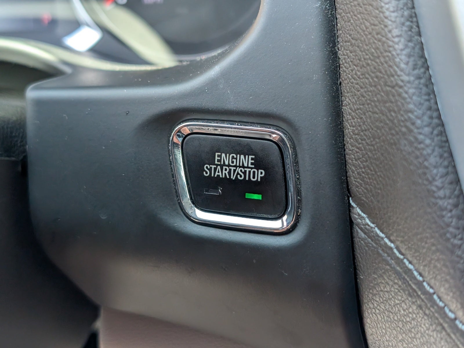2022 GMC Acadia SLT