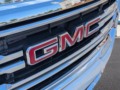 2022 GMC Acadia SLT