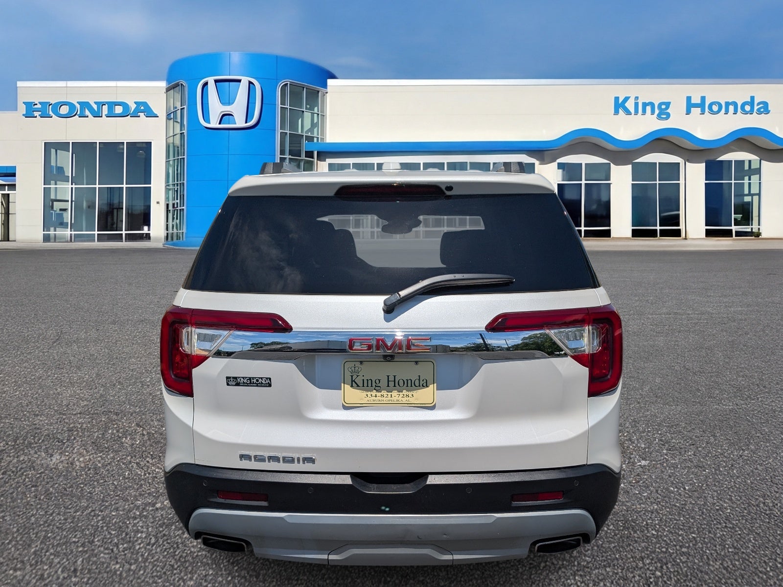 2022 GMC Acadia SLT