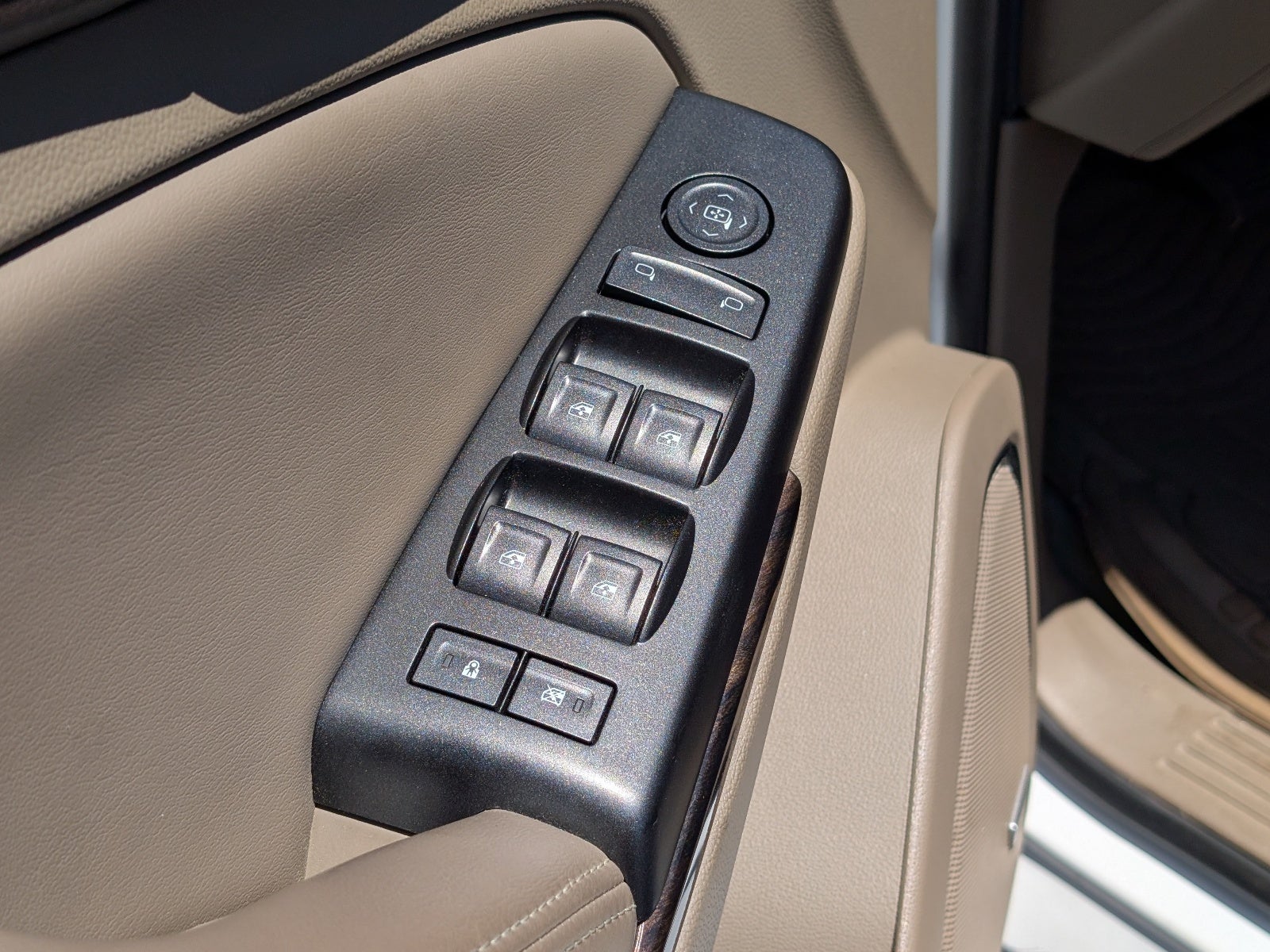 2016 GMC Yukon SLE