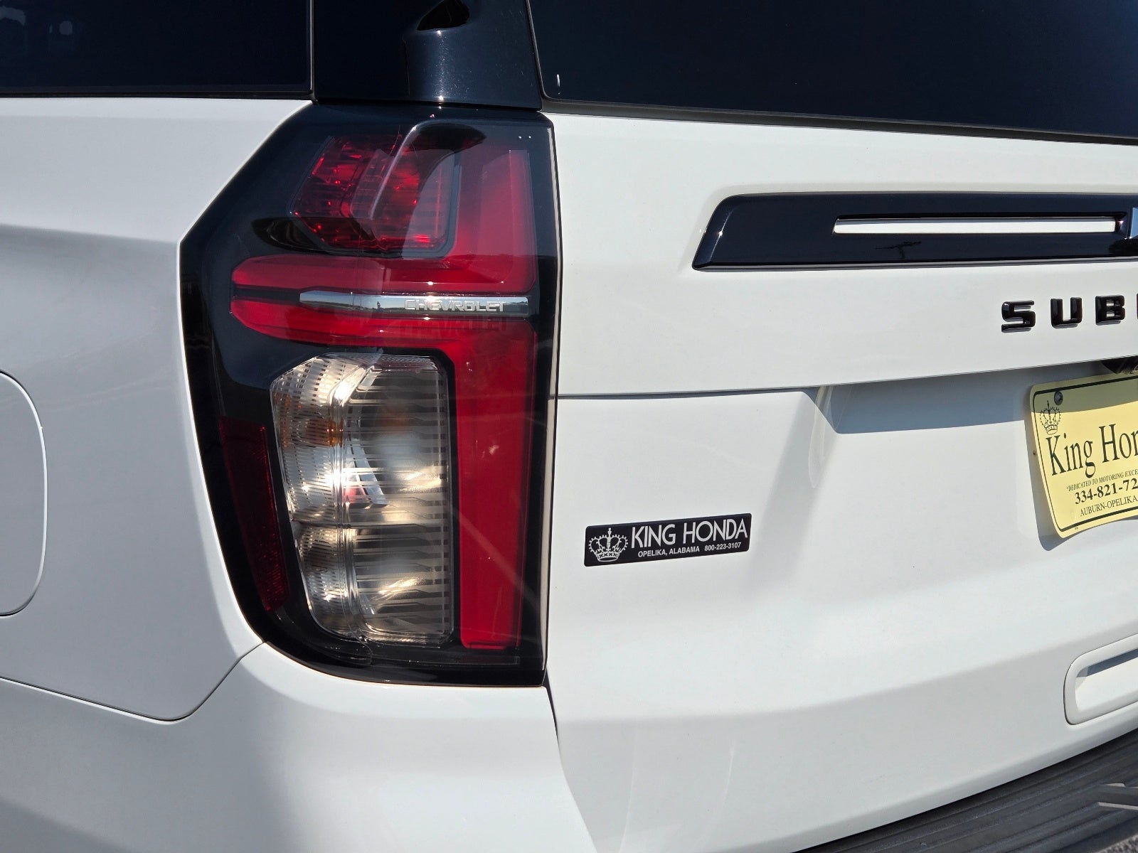 2023 Chevrolet Suburban RST