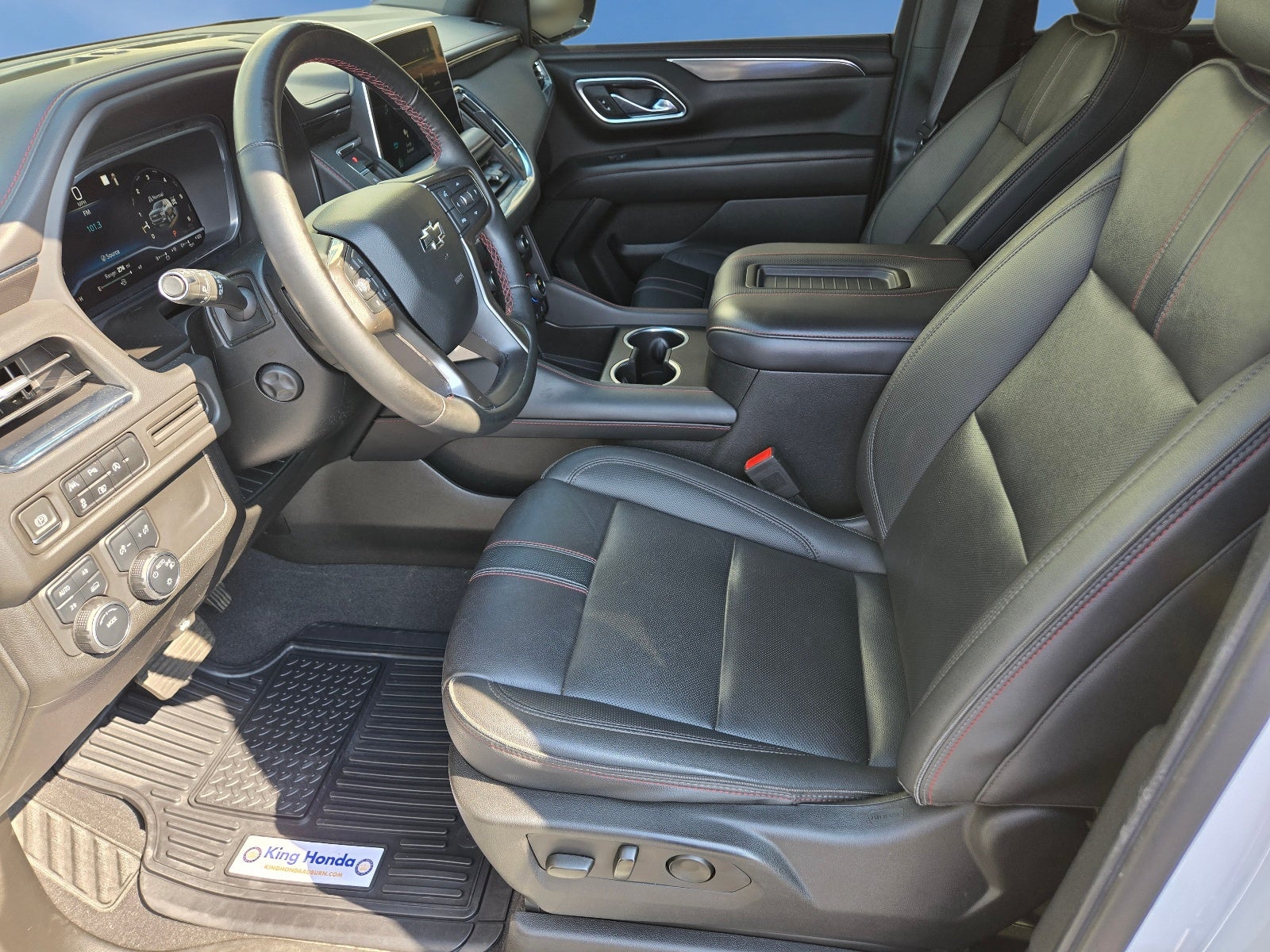 2023 Chevrolet Suburban RST