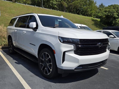 2023 Chevrolet Suburban RST