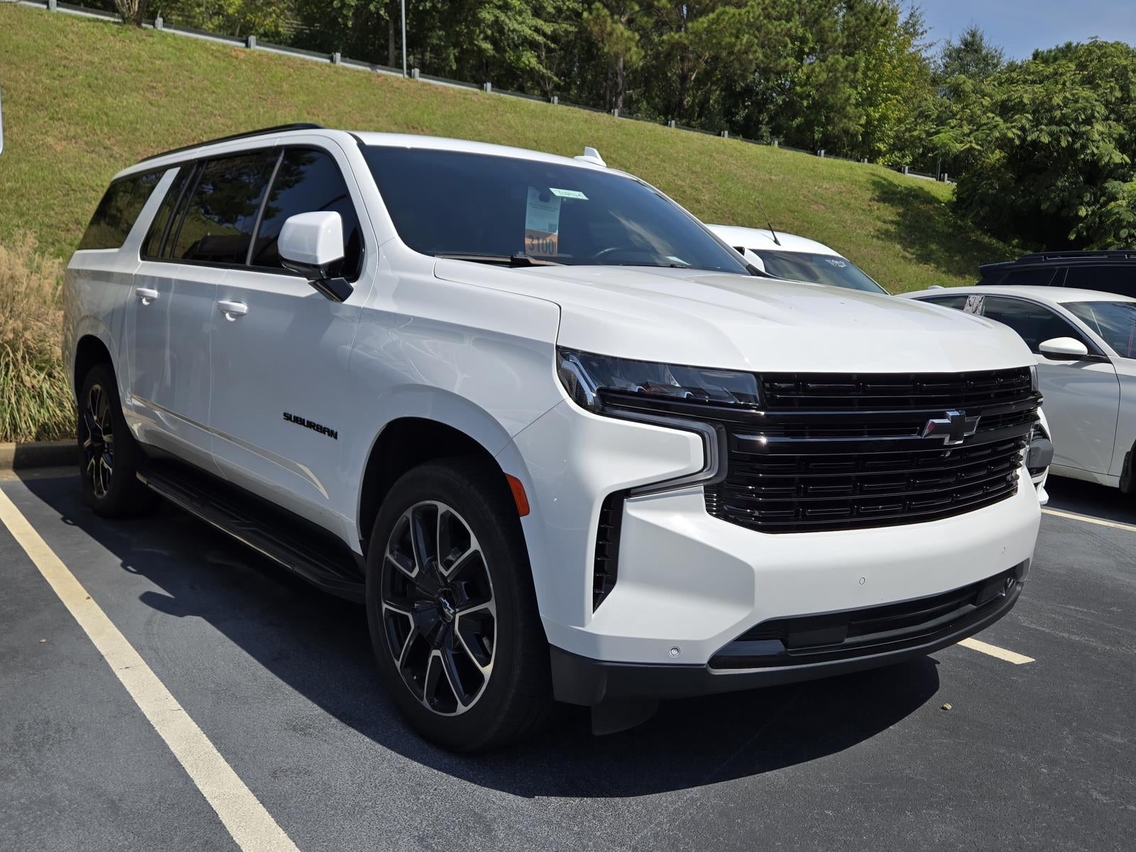 2023 Chevrolet Suburban RST