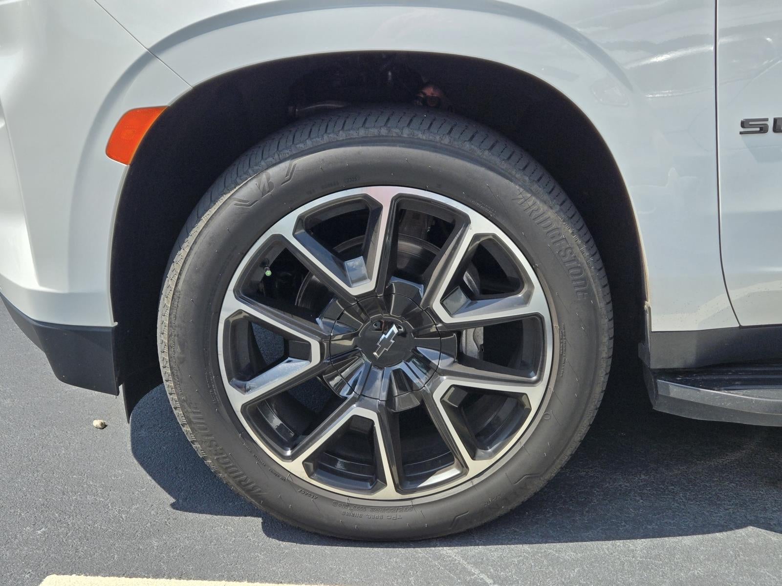 2023 Chevrolet Suburban RST