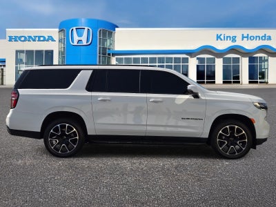 2023 Chevrolet Suburban RST