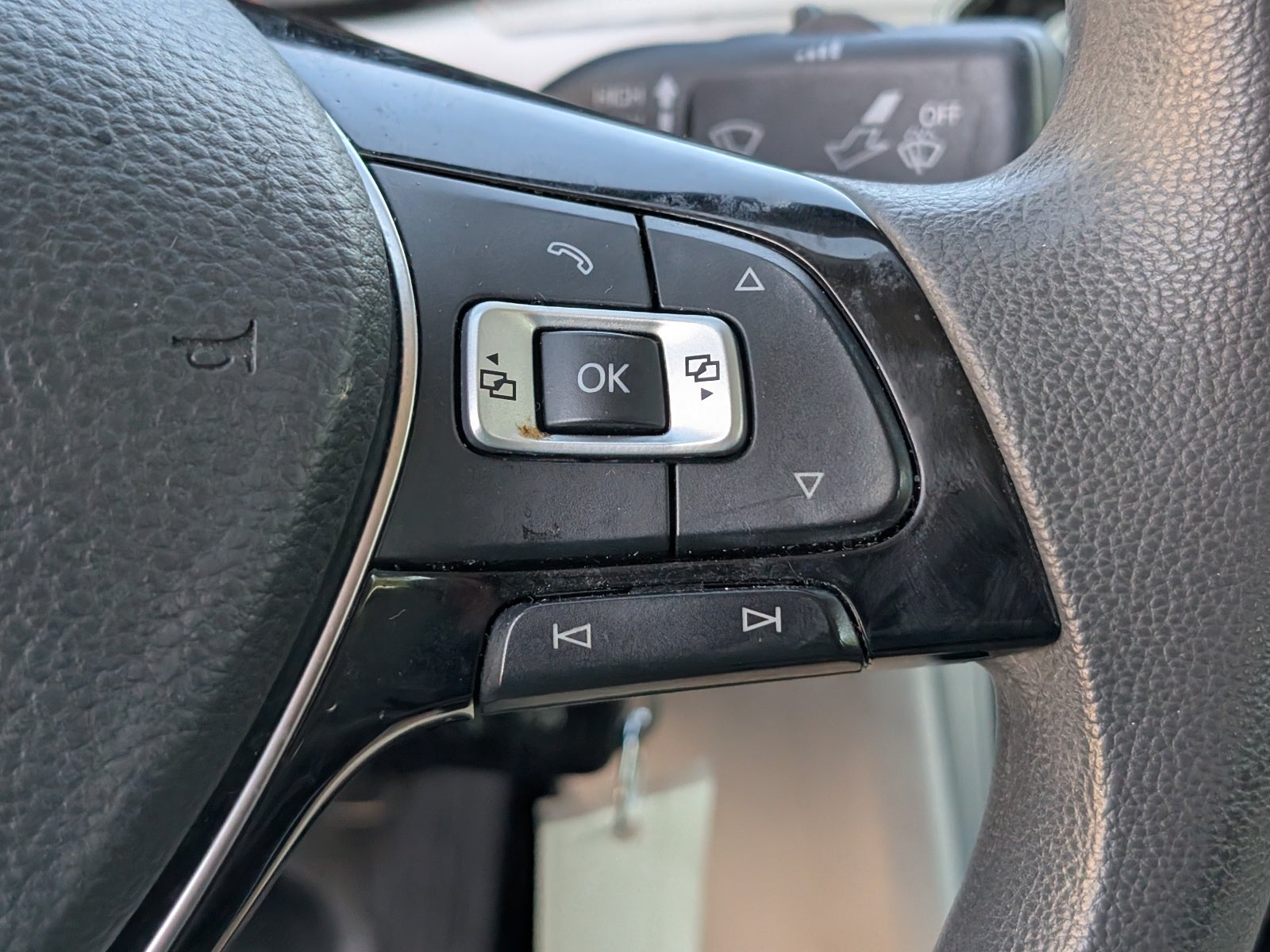 2017 Volkswagen Passat 1.8T S