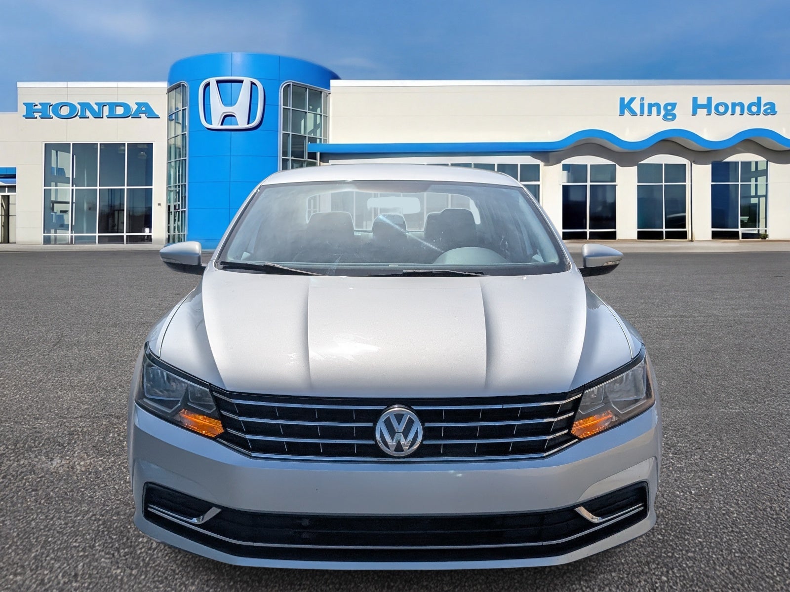 2017 Volkswagen Passat 1.8T S