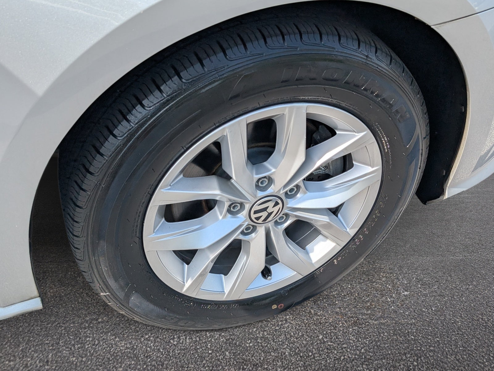 2017 Volkswagen Passat 1.8T S