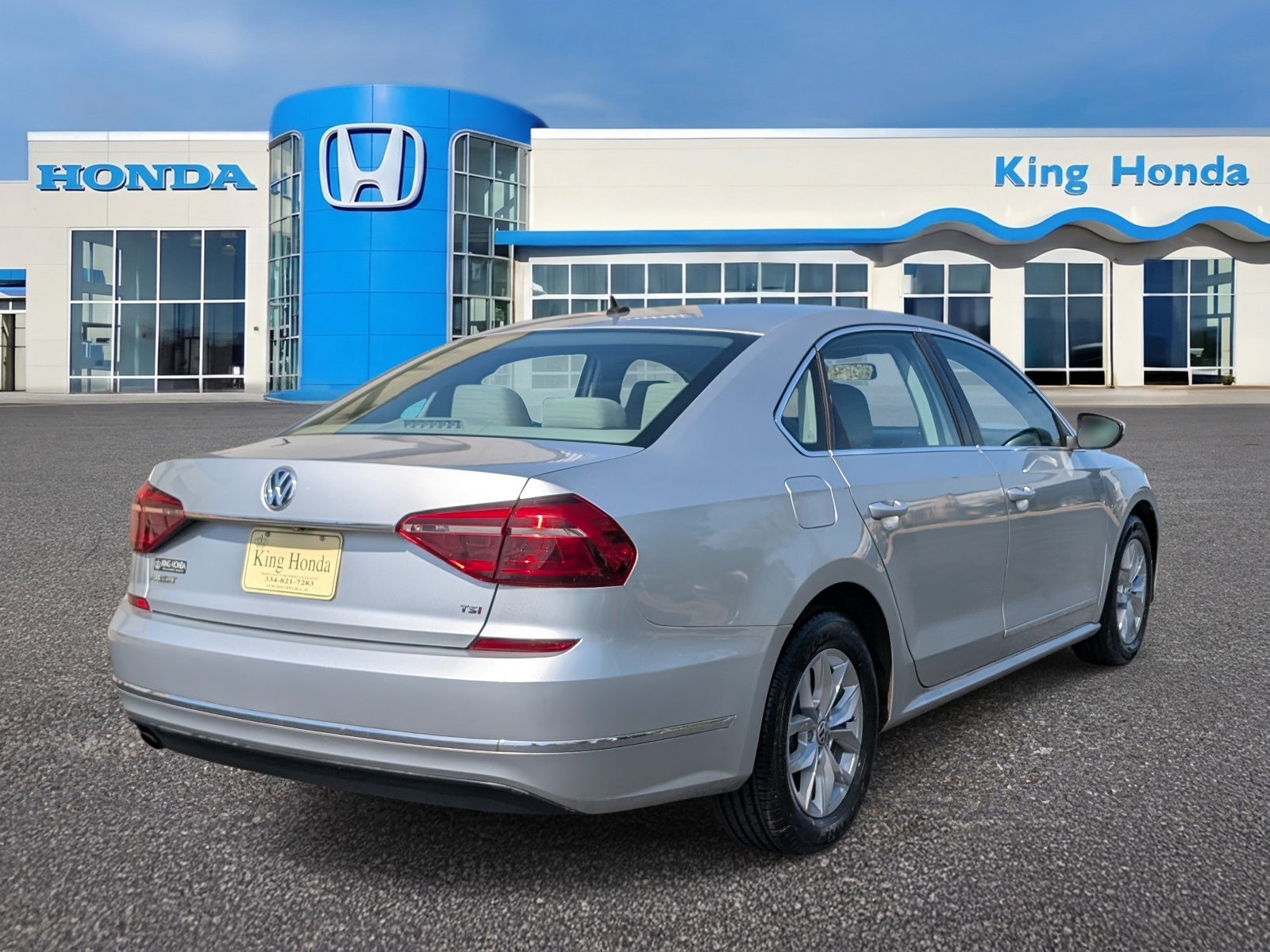 2017 Volkswagen Passat 1.8T S