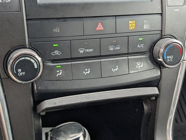 2017 Toyota Camry SE