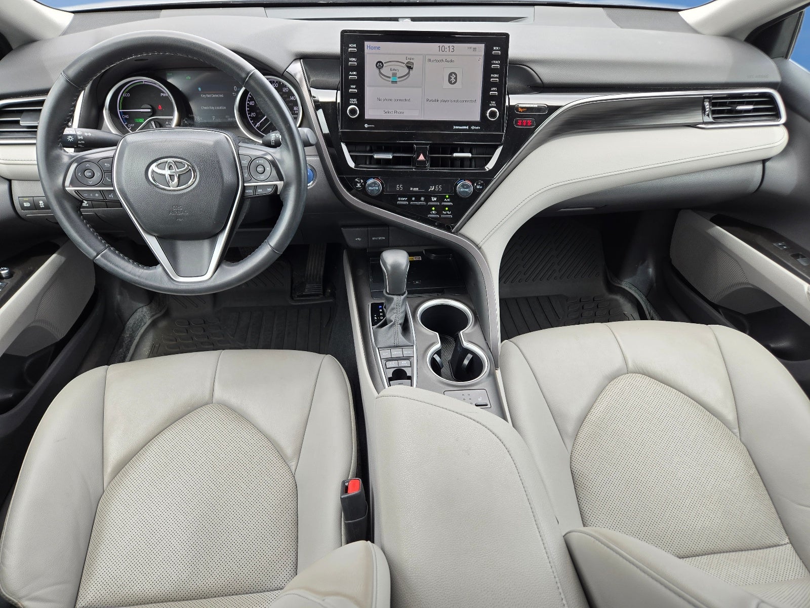2024 Toyota Camry Hybrid XLE