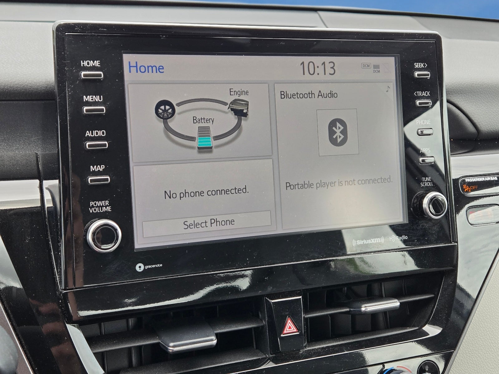 2024 Toyota Camry Hybrid XLE