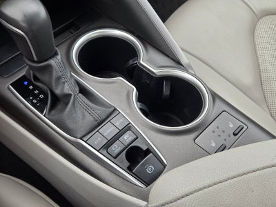 2024 Toyota Camry Hybrid XLE
