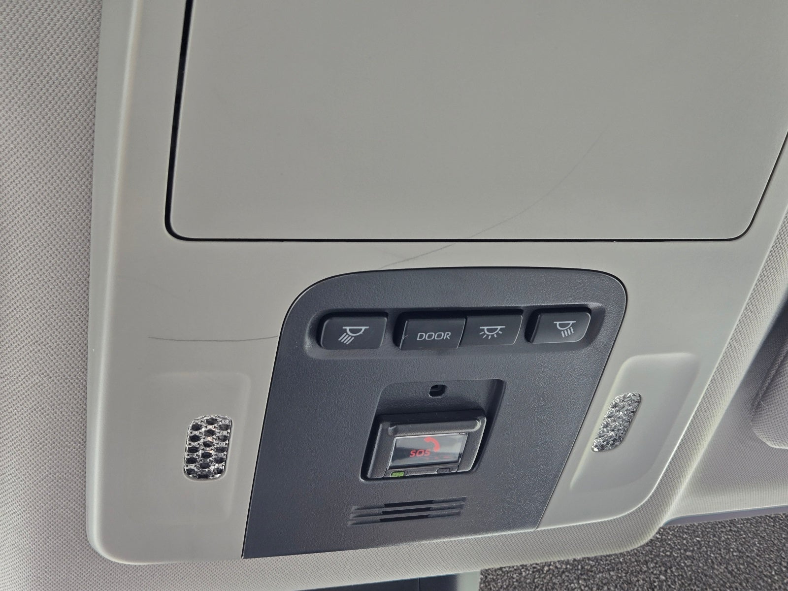2024 Toyota Camry Hybrid XLE