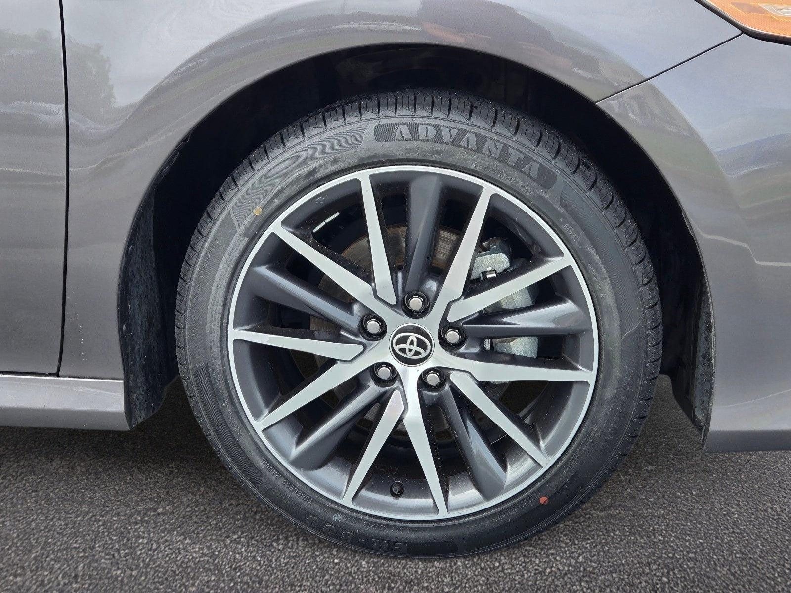 2024 Toyota Camry Hybrid XLE