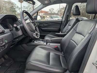 2019 Honda Pilot Touring 8-Passenger
