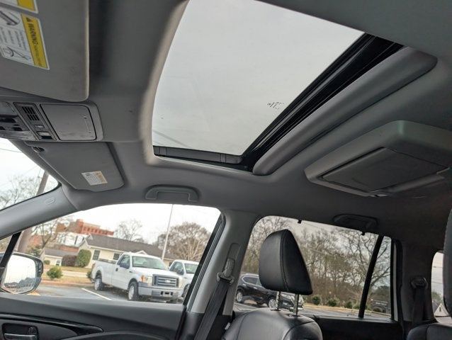 2019 Honda Pilot Touring 8-Passenger