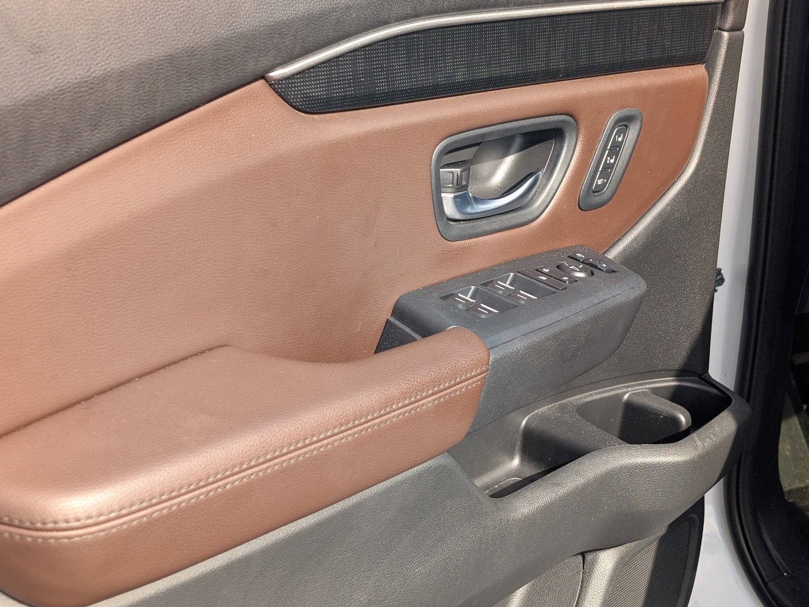 2023 Honda Pilot Elite