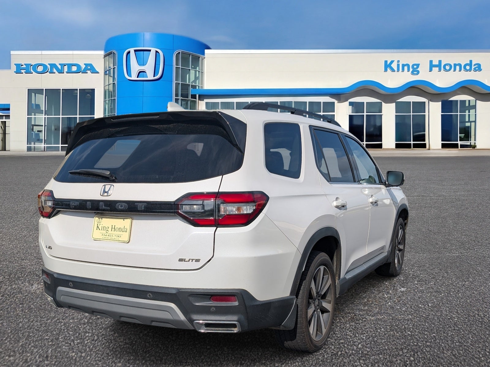 2023 Honda Pilot Elite