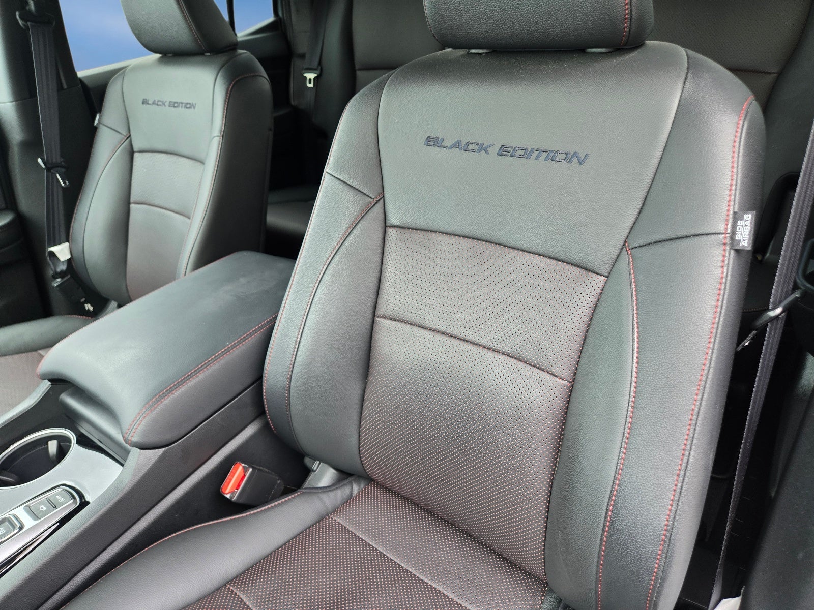 2025 Honda Ridgeline Black Edition