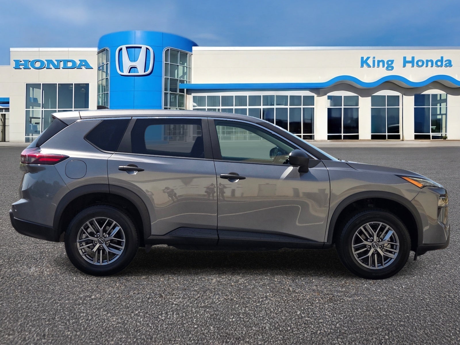 2024 Nissan Rogue S