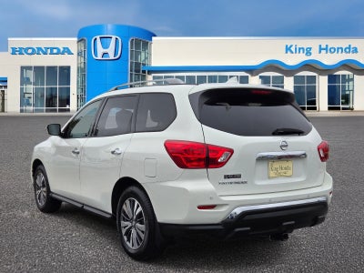 2020 Nissan Pathfinder S