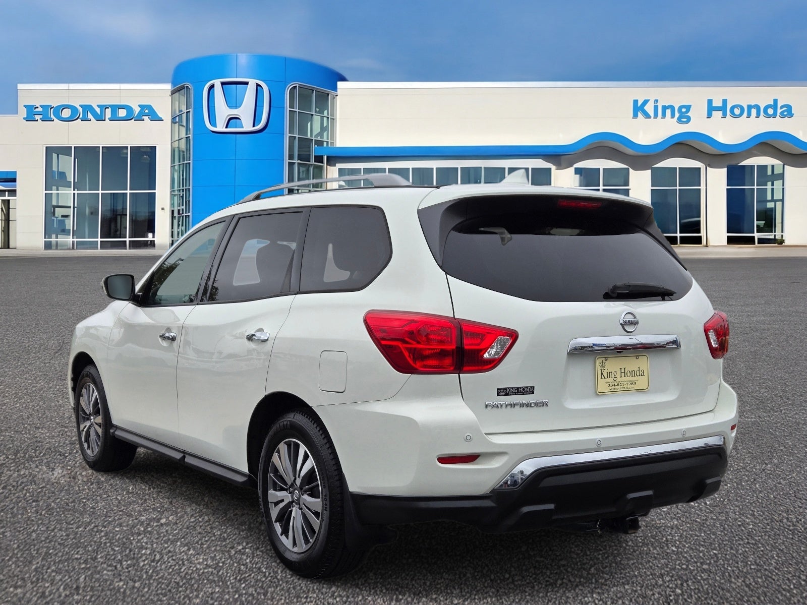 2020 Nissan Pathfinder S