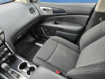 2020 Nissan Pathfinder S