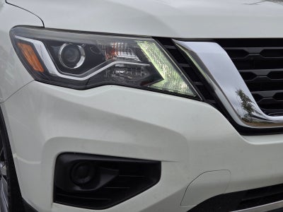 2020 Nissan Pathfinder S