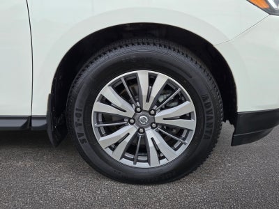 2020 Nissan Pathfinder S