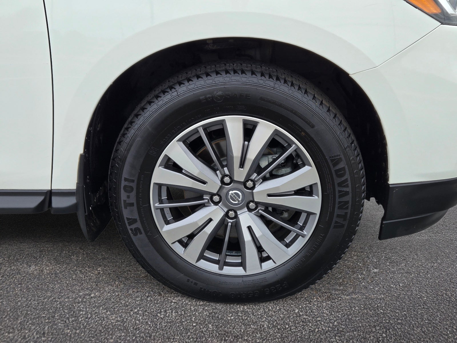 2020 Nissan Pathfinder S