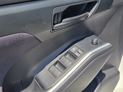 2020 Toyota Highlander LE