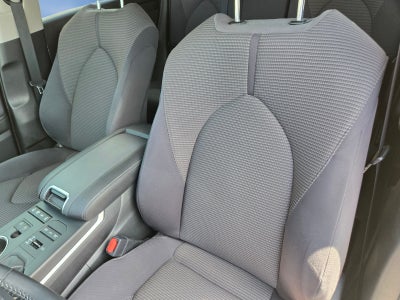 2020 Toyota Highlander LE