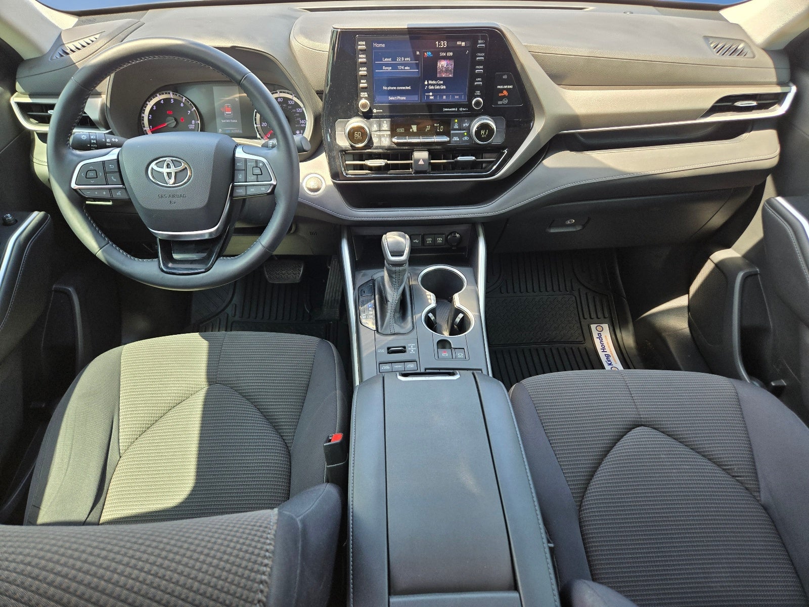 2020 Toyota Highlander LE