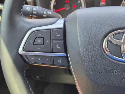 2020 Toyota Highlander LE