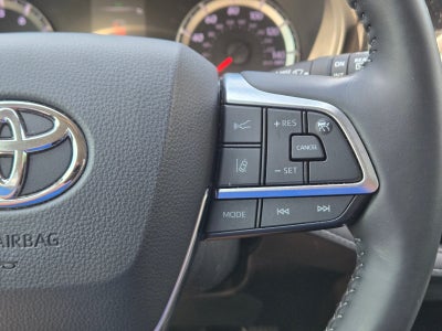 2020 Toyota Highlander LE