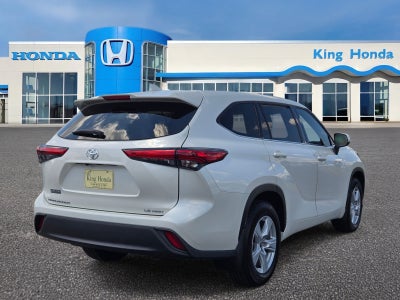 2020 Toyota Highlander LE
