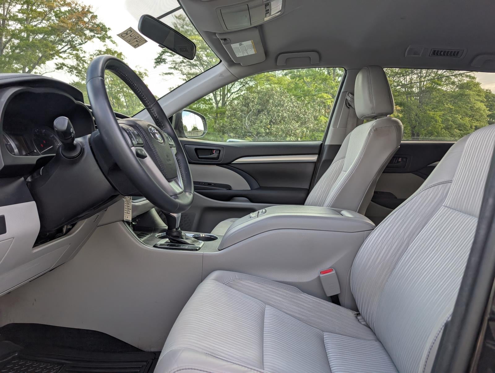 2016 Toyota Highlander LE Plus
