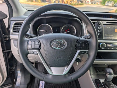 2016 Toyota Highlander LE Plus