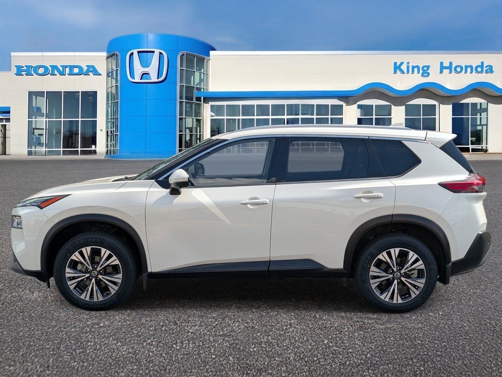 2021 Nissan Rogue SV