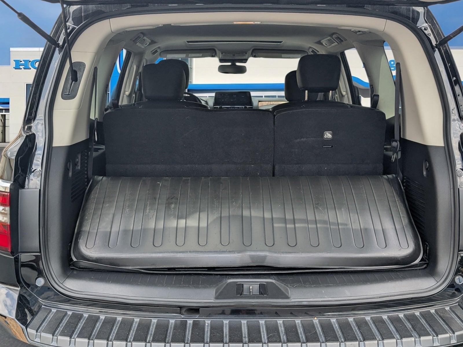 2021 Nissan Armada SL