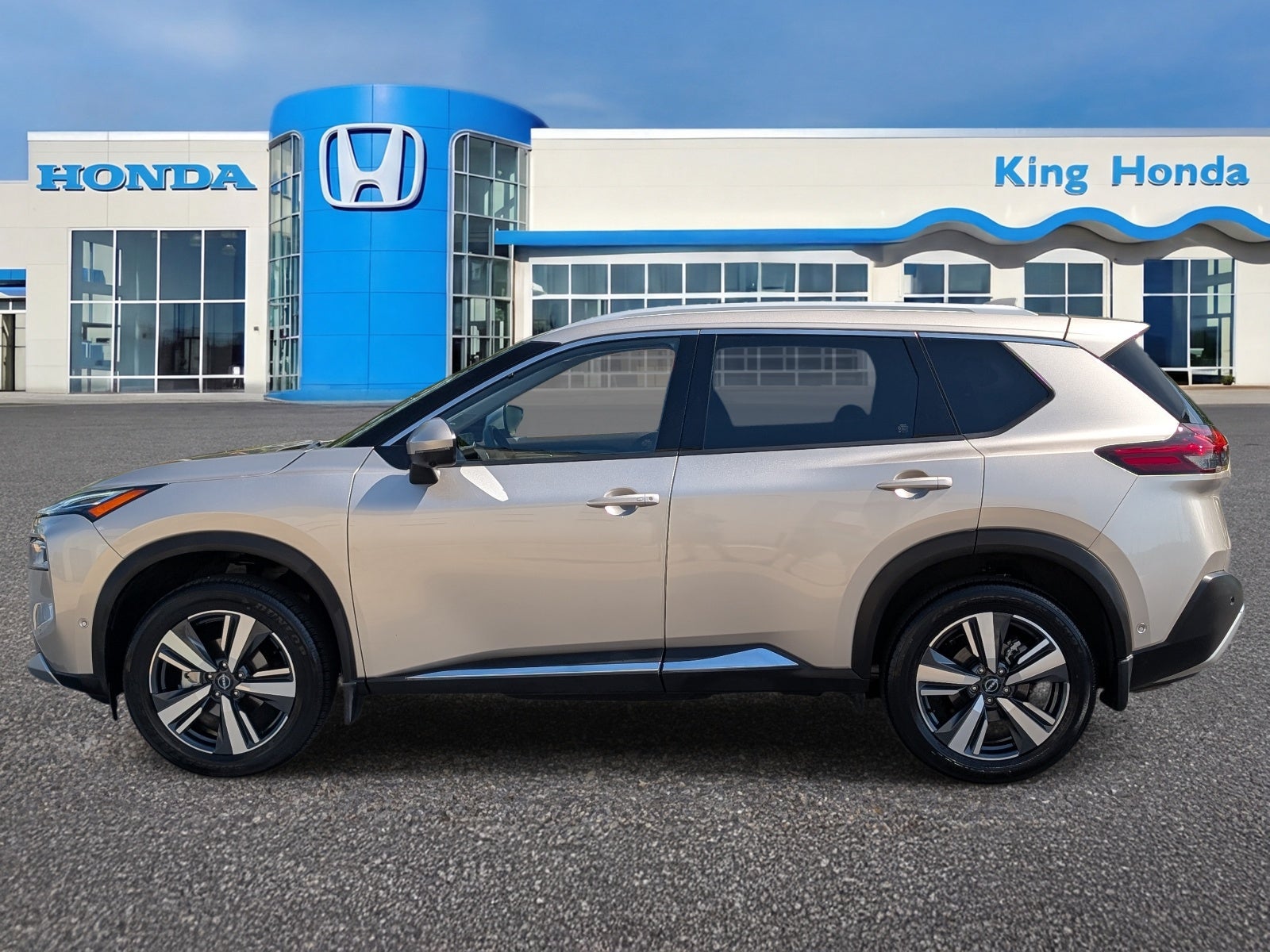 2023 Nissan Rogue Platinum