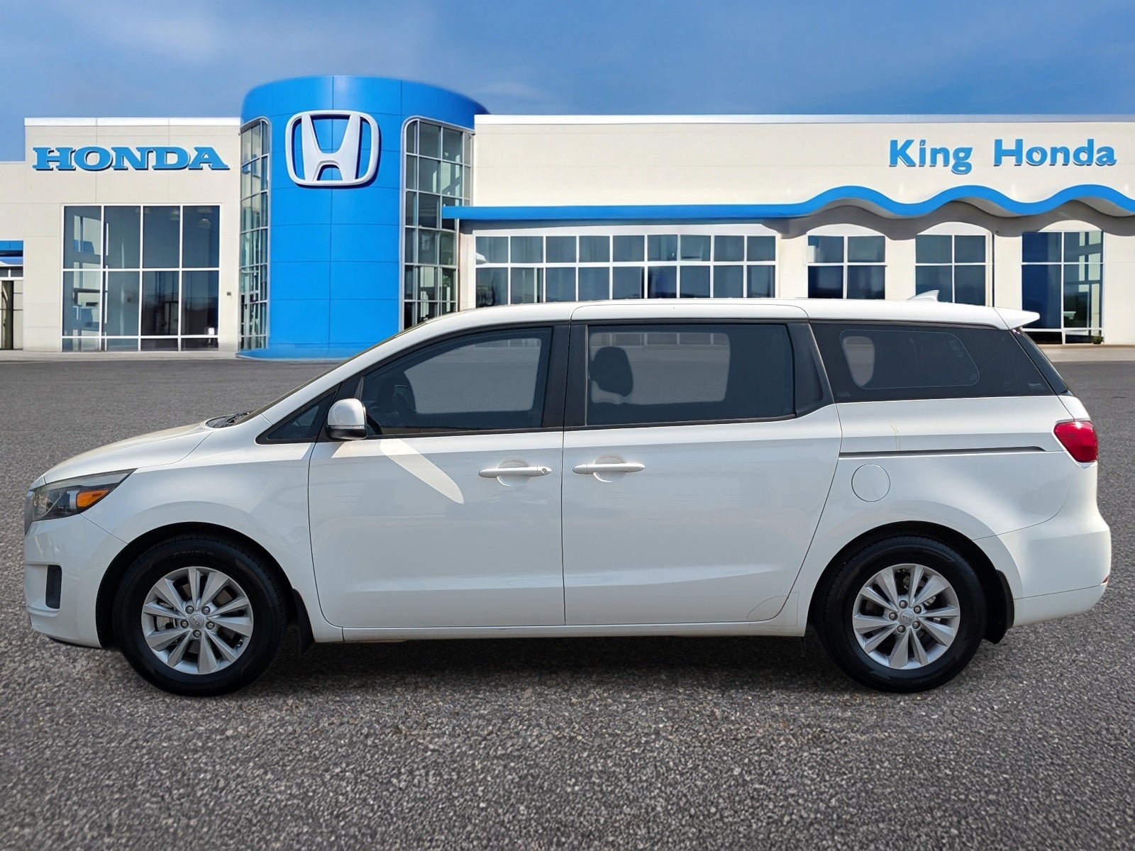 2016 Kia Sedona L